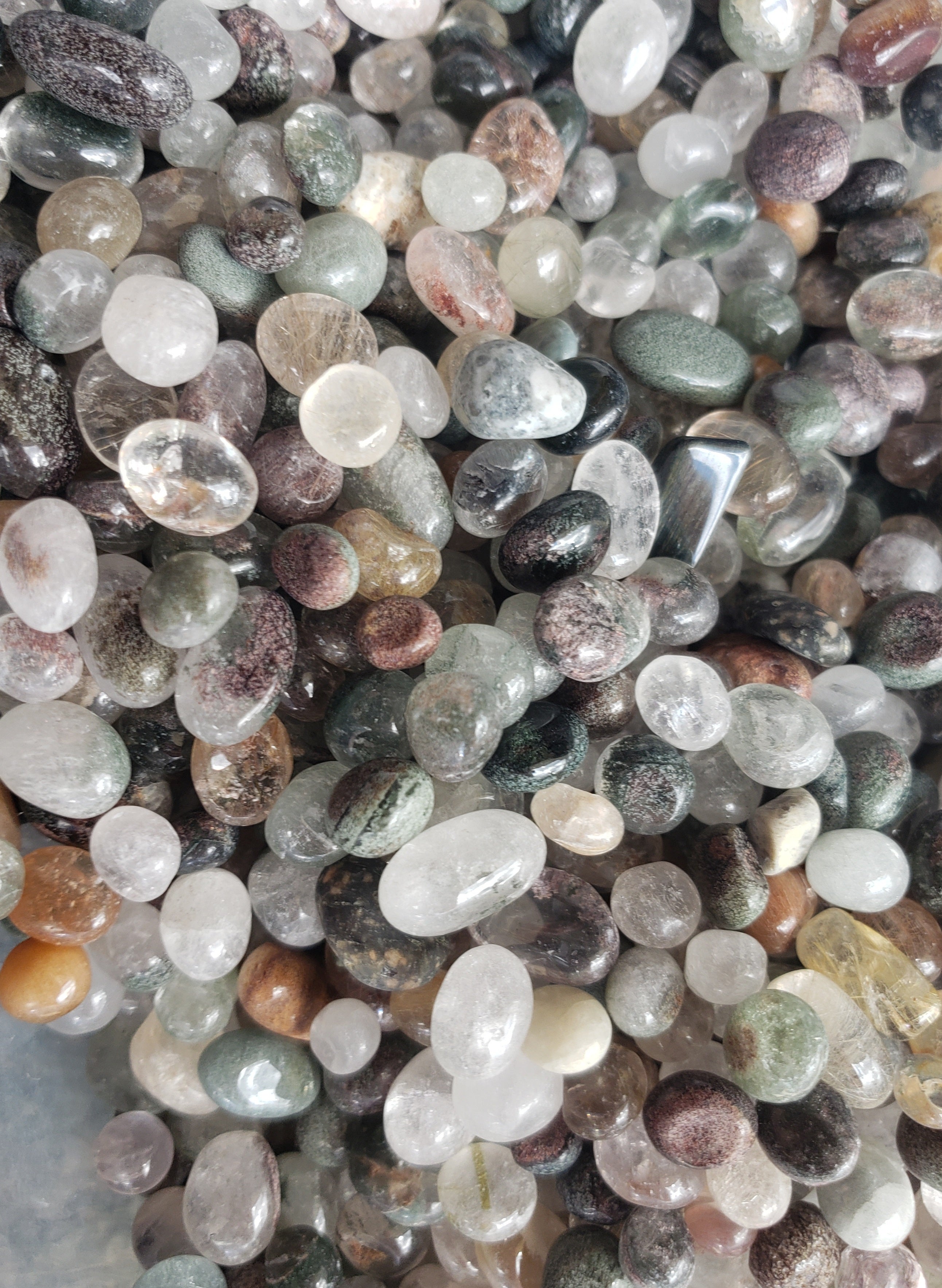 Inclusion - garden - rutile - quartz - mix  -  tiny treeasures  rounded pebbles - 50g