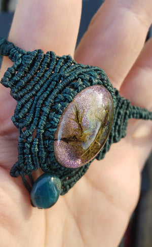 Real moss resin colour change  - Macramè necklace