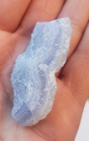 Blue chalcedony - 20grams - rough  ( blue lace agate )