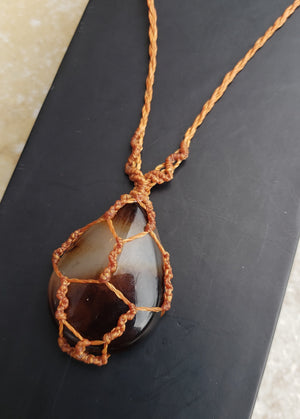 Agate - designer Macramè necklace