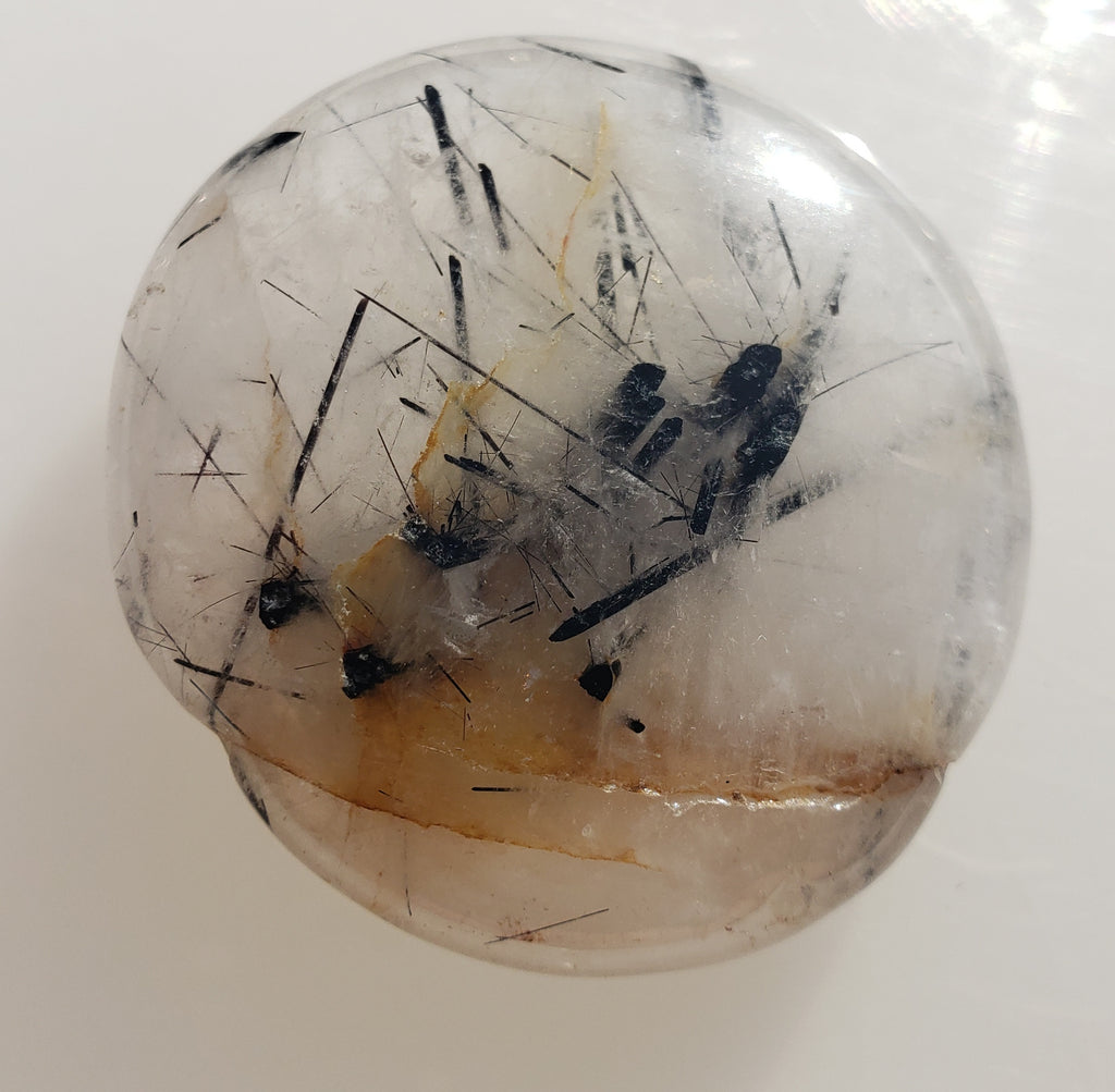 Tourmalinated quartz - Flatstone - 30 grams - ( black tourmaline rutiles in quartz)