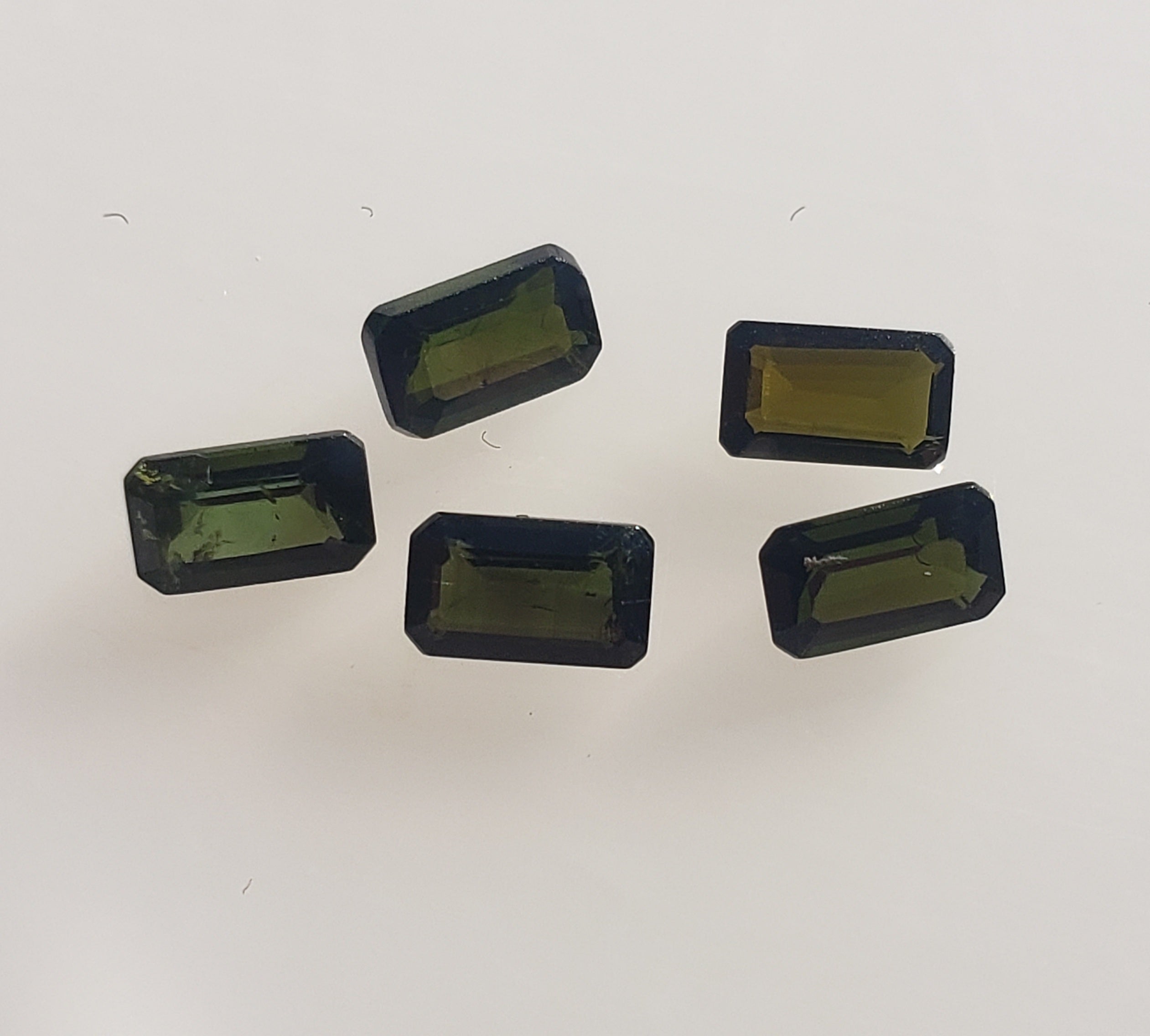 Green Tourmaline - faceted gemstones x5