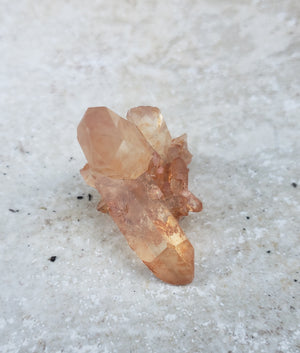 Tangarine quartz cluster - - 9grams