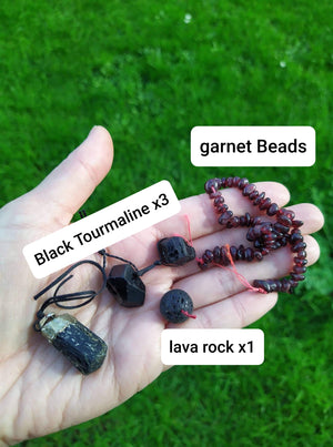 Mixed crafty  jewery  Lot #18 - Pendants - Beads - Macramè cord